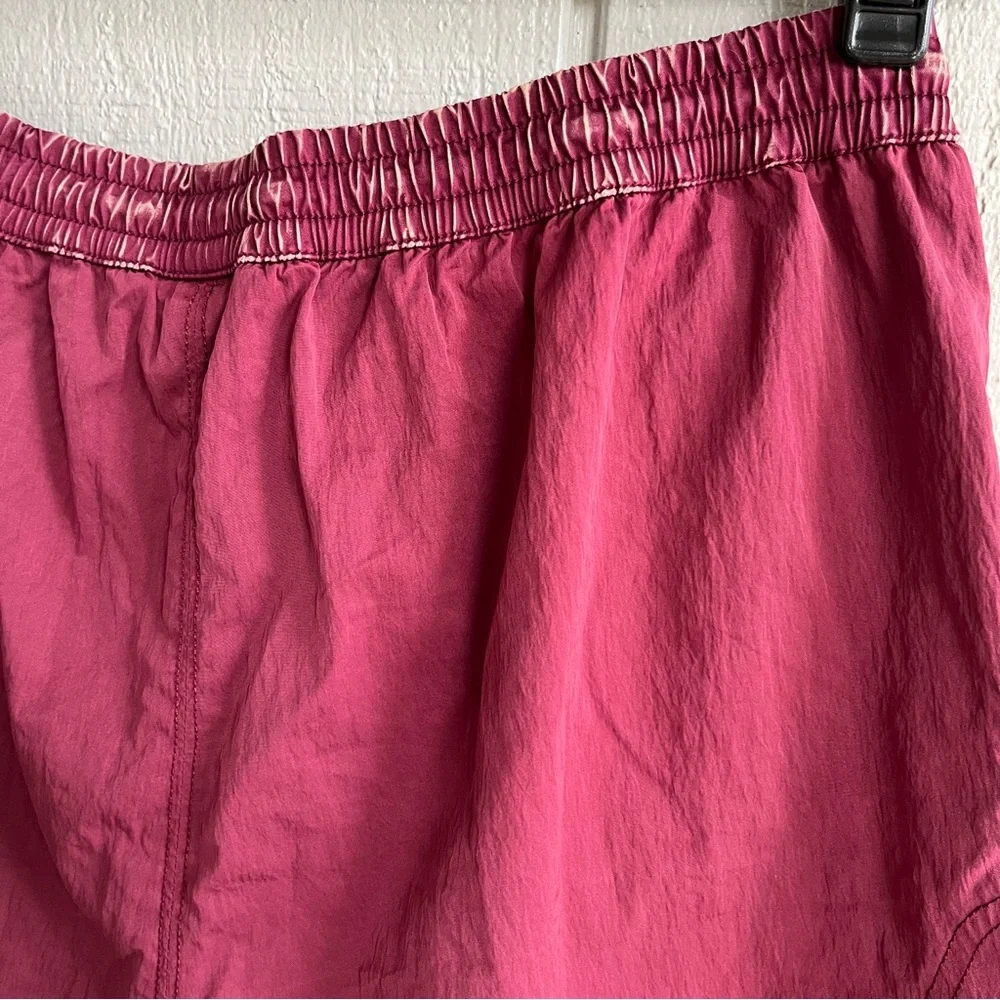 Free People FP Movement Get A Clue Hiking Shorts in Berry Burgundy Size M - Picture 7 of 8